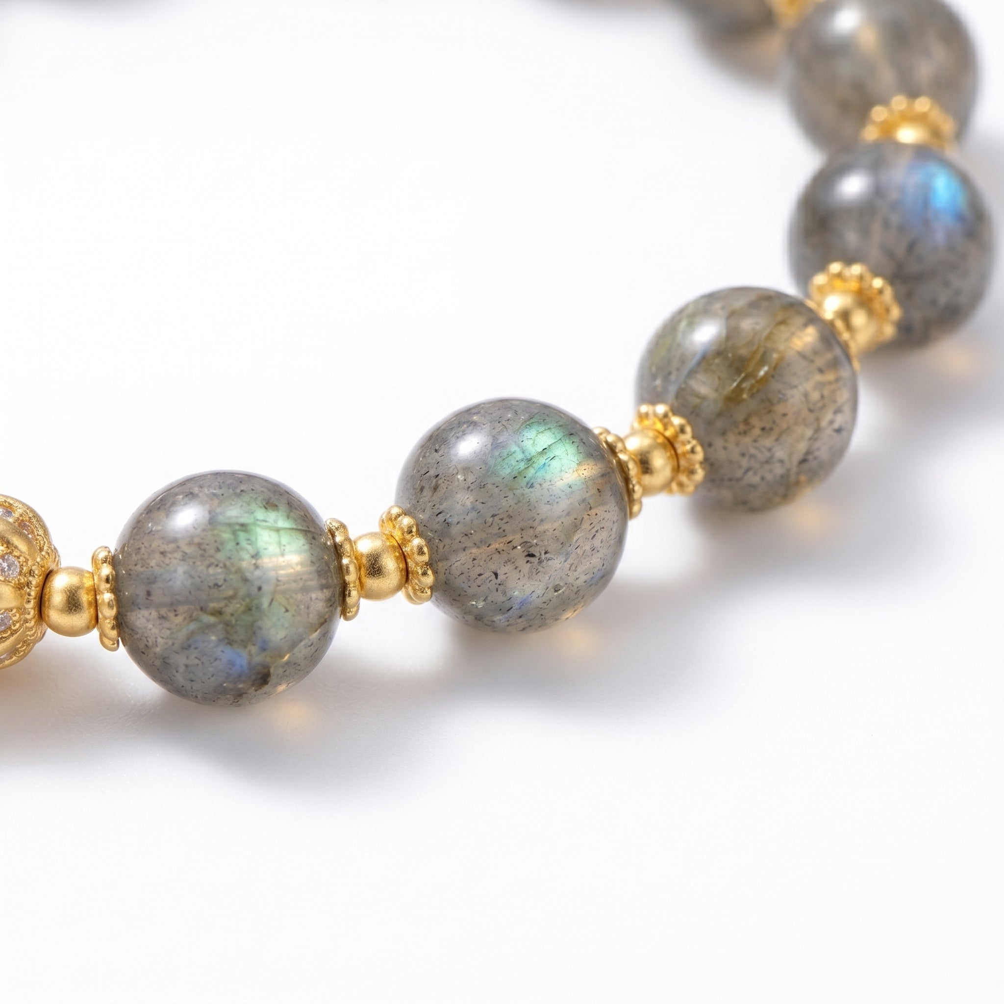 grey-moonstone-bracelet detail 1